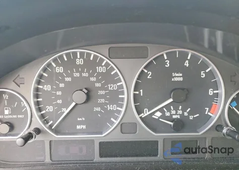 2004 BMW 330 Xi из США, поврежденный, VIN WBAEW53484PN36267